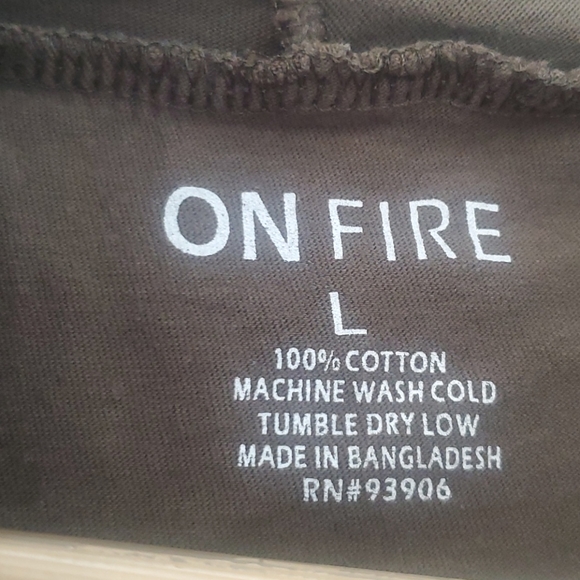 Hooded tee shirt with logo - Picture 7 of 7